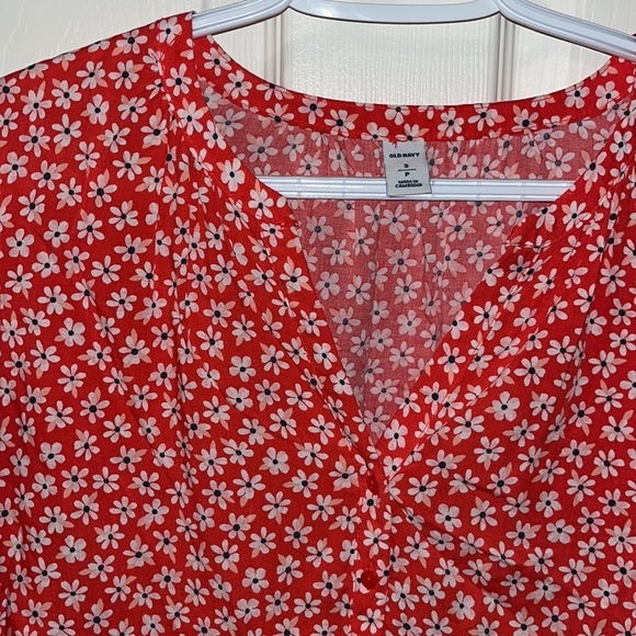 Old Navy Floral Blouse - Picture 2 of 2